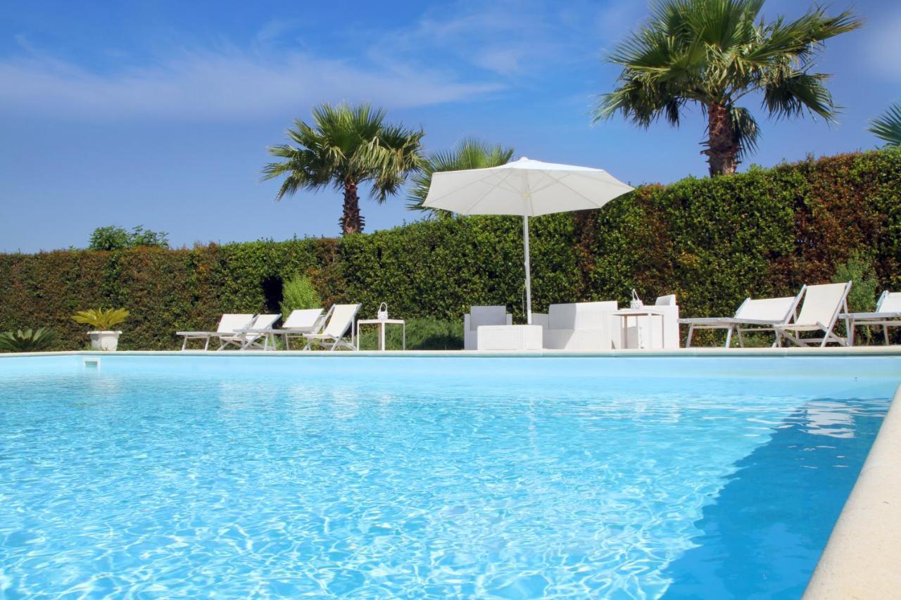 Villa Anciletta Casarano Esterno foto