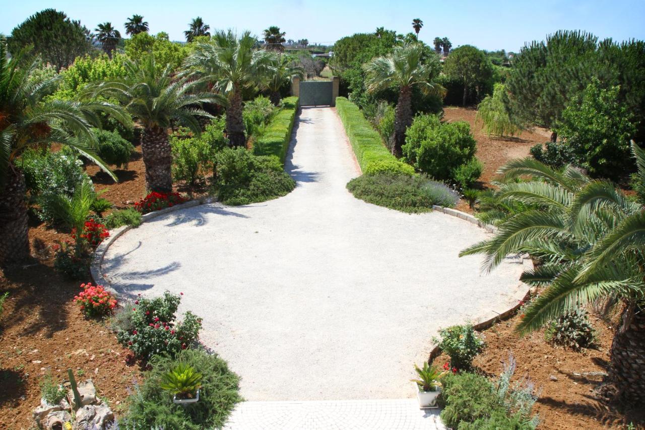 Villa Anciletta Casarano Esterno foto